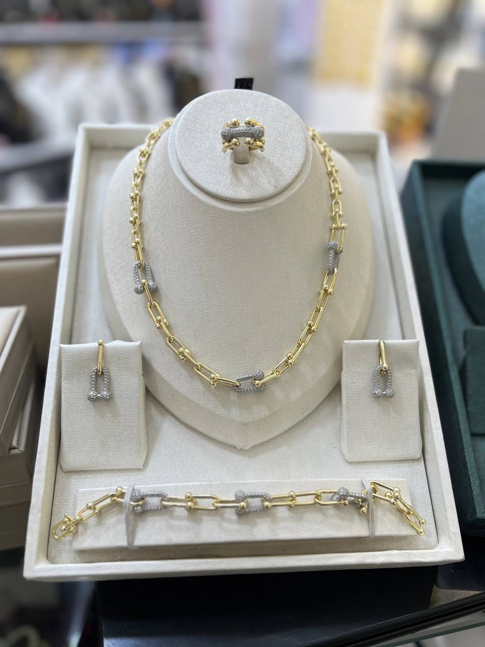 طقم تيفاني 2026 💫