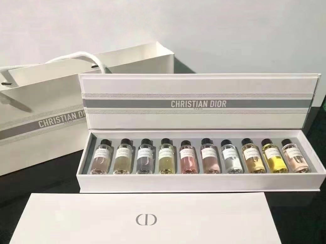 تشكيلة عطور ديور ميني / Christian DIOR