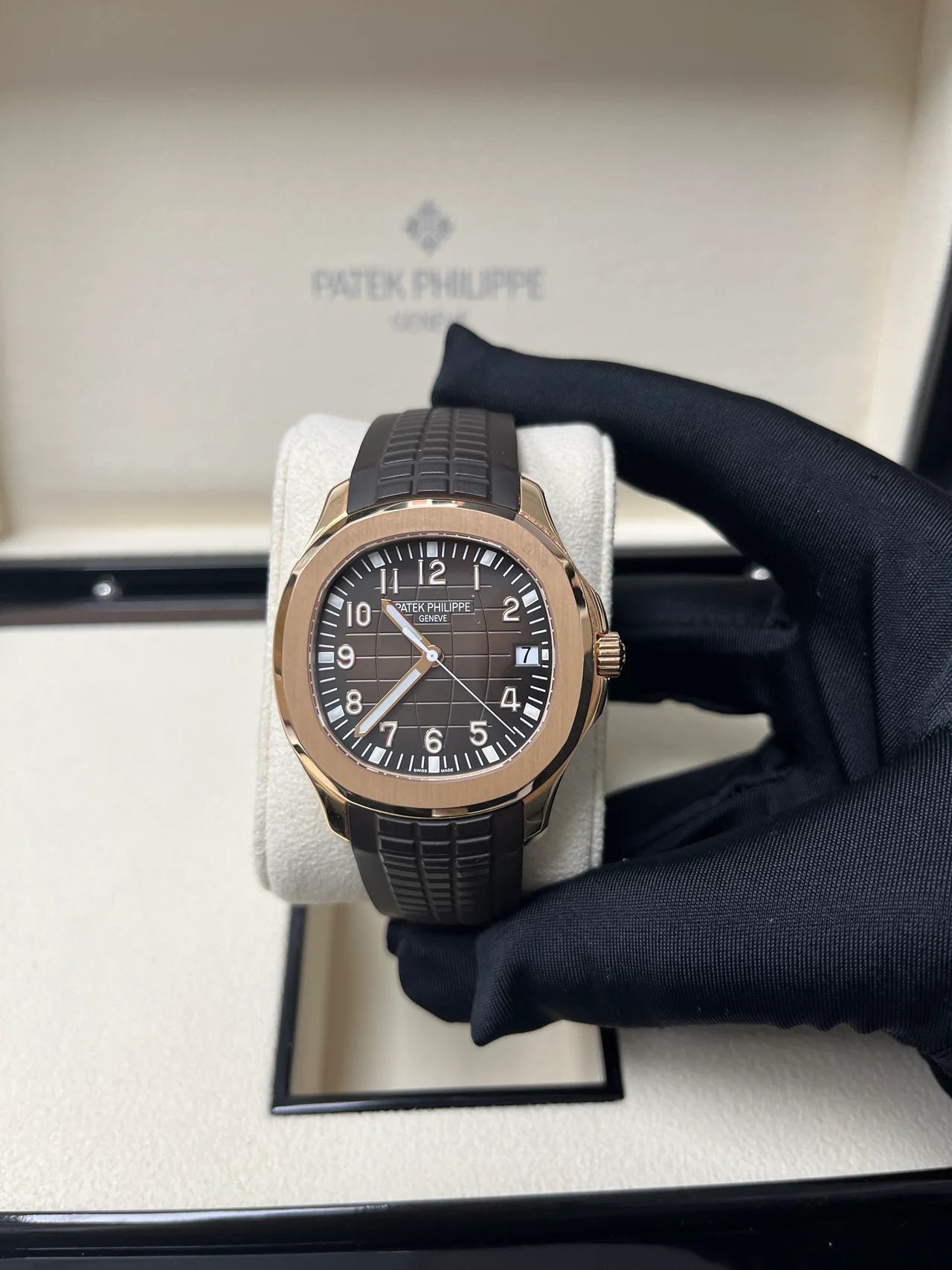 Patek Philippe Aquanaut ┃ ساعة باتك فيليب أوتوماتيكية + العلبة الأصلية