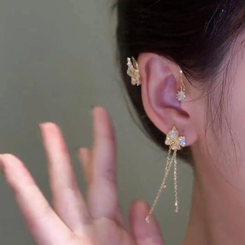 💎 "أقراط بيانكا "جناح الفراشة 💎